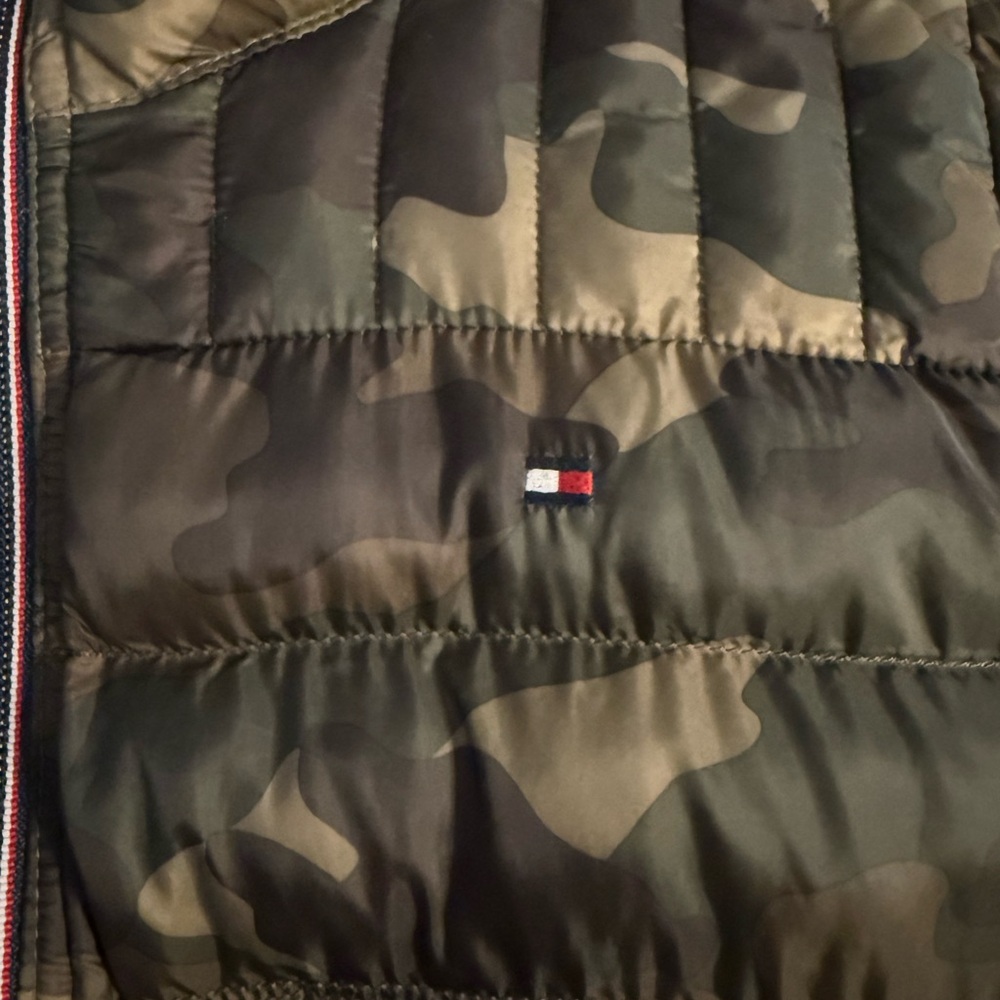 Tommy Hilfiger Green and Brown Camouflage Vest - Picture 3 of 5